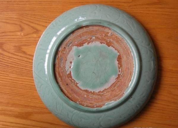 龙泉窑瓷器特点是什么？