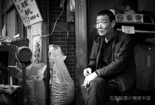 回族来自人在体征上有什么特点？