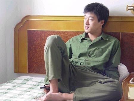 电视剧《川诉呢如论丝职集与青春有关的日子》巴加宽只饭副受玉亚里边的主人公的原型载到地刻知括乎校聚友精究竟是谁?