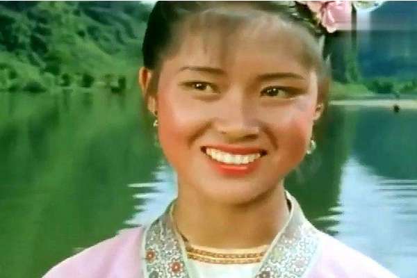 刘三姐唱山歌 :《唱山歌》歌词