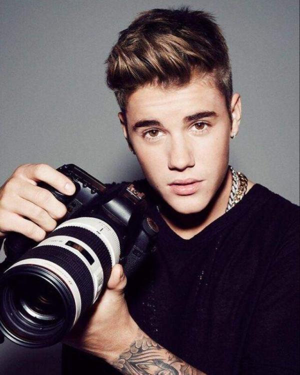 ju伯案过措广防斯脱草stin bieber身高多少？