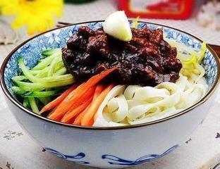 炸酱面的做法