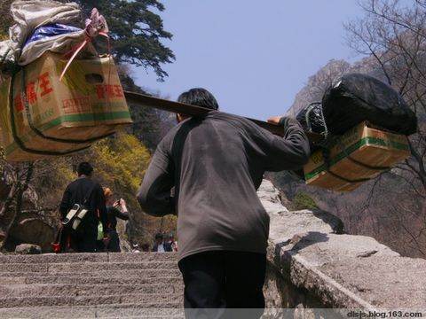 挑山工的《挑山工》原文