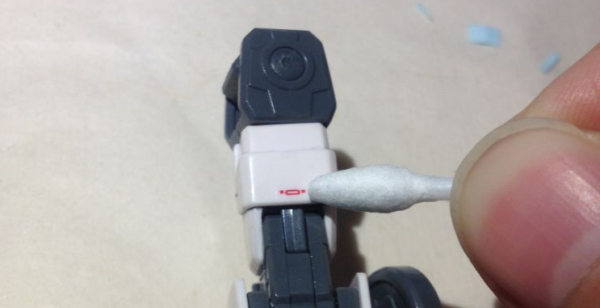 请问模型里的水贴来自要怎么用啊?