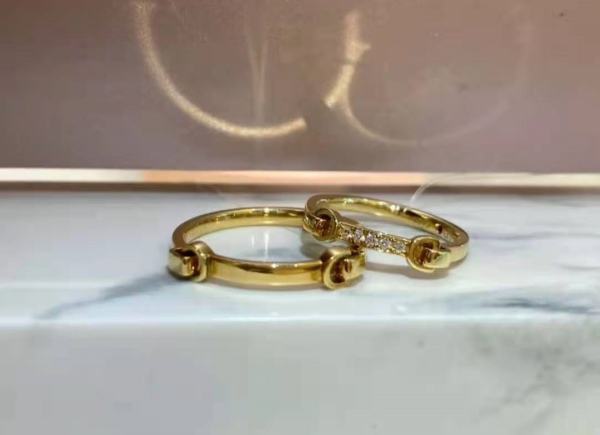 结婚戒指和来自订婚戒指有区别吗