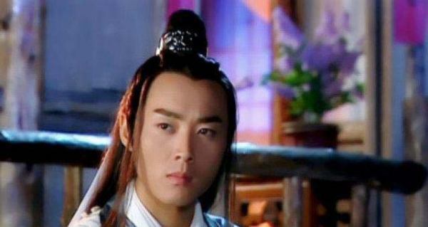 《花姑子》中，陶醉的真正身份是什么？