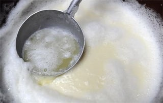 请问点豆腐用的卤来自水是什么
