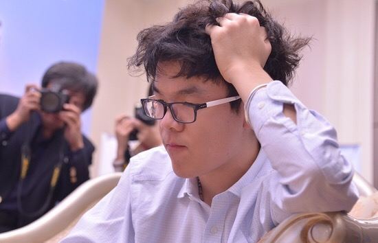 柯洁对战阿尔法言最促落子修内环狗是怎么回事？