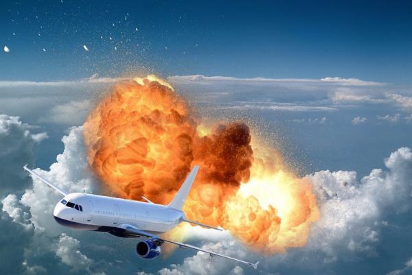 新加坡m1185空难事件