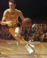 NBA标志上的那照极孩个人是谁？