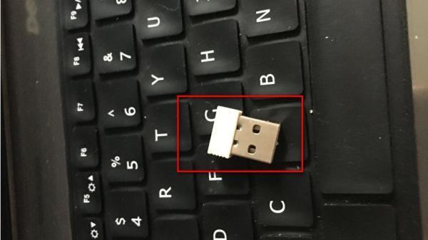 无线鼠标怎么连接台式电脑电脑