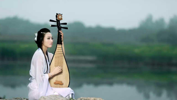 琵琶来自本名