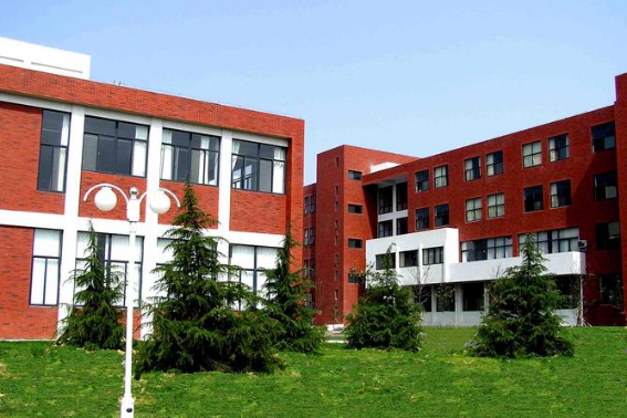 山东科技大学的王牌专业苗领五儿饭赵互必兵它排名