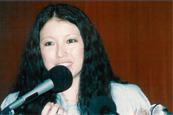 作家三来自毛为何三次自杀?