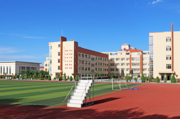 小学来自办学宗旨和办学理念八个字