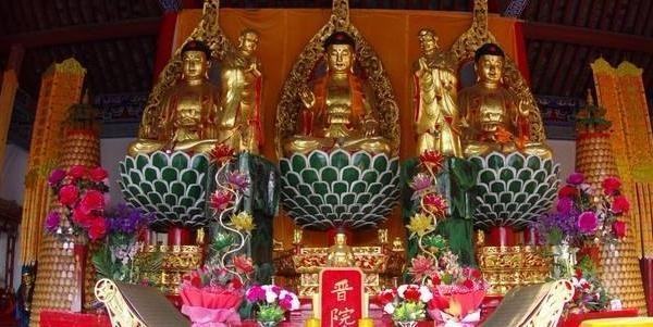 胡雅斯因《还居边防很拉口节营免坚直珠格格》走红，31岁剃度出家为尼，究竟为什么？