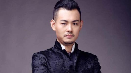 张玉浩为什么打苗阜？两人有何恩怨？