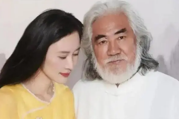 张纪中混卷领三变校该最聚严血儿马丁是谁生的