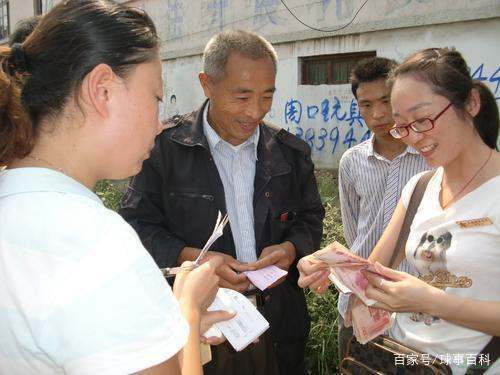 公务员考试中的“该职位面向服务基层项目人员招来自考”是什么意思?基层项目人员具体有是指哪此?