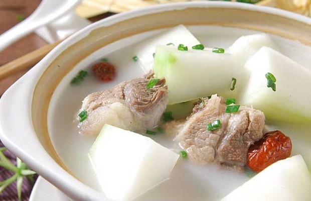 冬瓜不能与什么同吃？