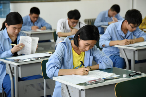 初中分数满分是多少分?