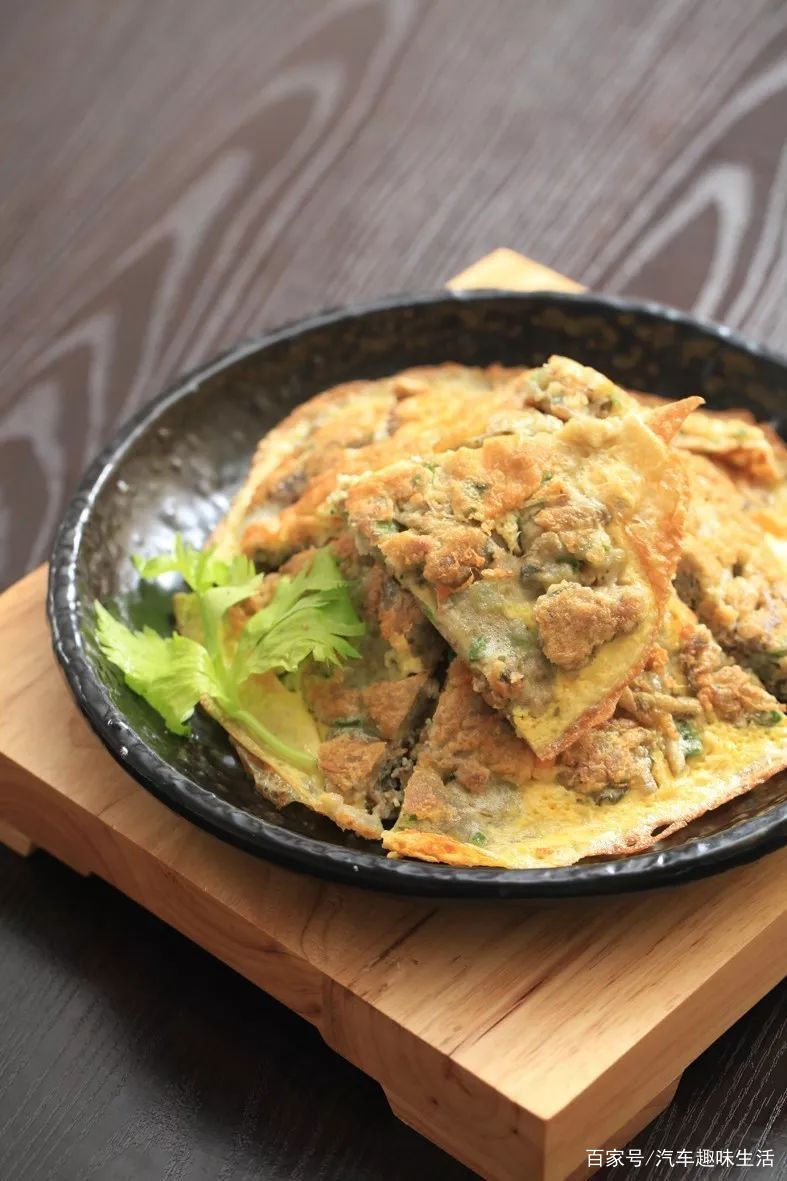 蚝仔烙是哪个地区的特色美食？它的口味是怎么样的？