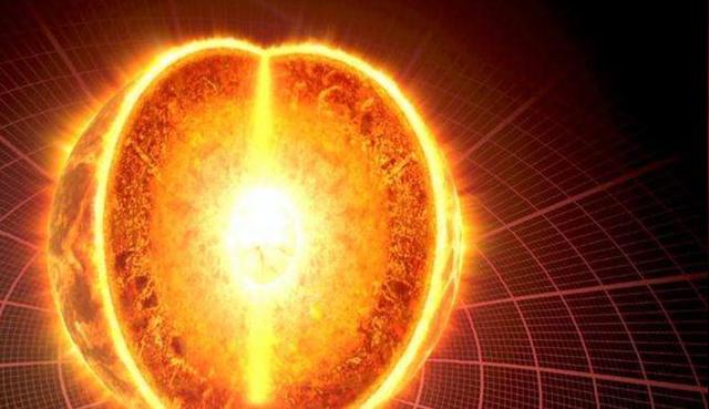 太阳每一次氢氦聚变损失420万吨，太阳照射的强度会随之减弱吗？