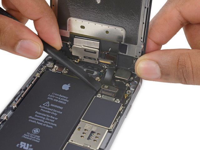iphone 6s电池容量到多少才更换？