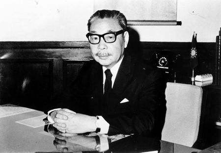谁可以称蒋经国为“建丰同志”