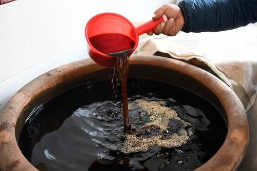 纪念币氧化了怎么能清理干净