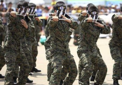 韩国明星为什么要服兵役