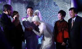 体育名嘴沙桐，曾被父母逼当主持，如今过得怎样？