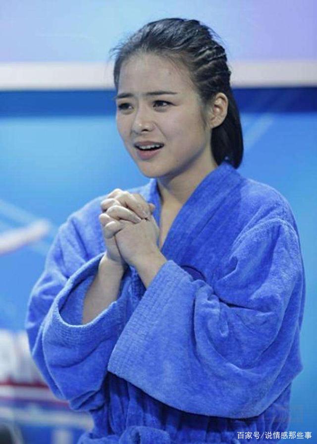 旧爱是程雷，丈夫是声入人心余笛，担任18年主持人陈辰现状如何？