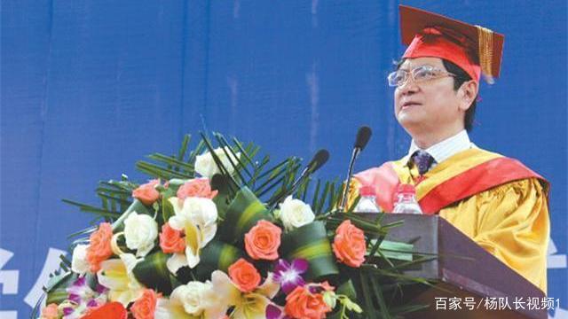 浙大网红教授郑强，“没出息”的儿子被开除两次，现状如何？