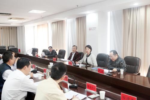人大专门委员会和人大工作委员会有什么区别？