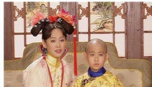 董鄂妃、董小宛有什么关系，董鄂妃真的是多尔衮的闺女吗？