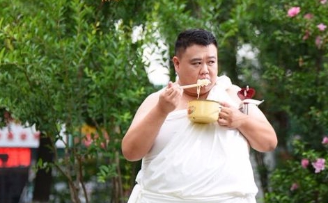 相声演员孙越的师父是谁？