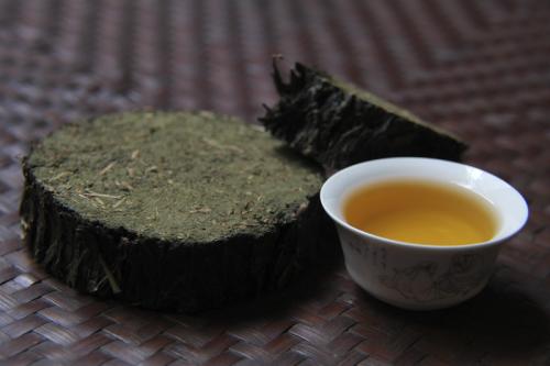 黑茶百两茶的功效与作用？