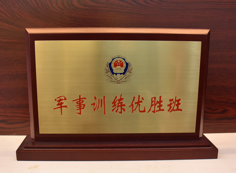 铜牌和金箔牌有什么区别