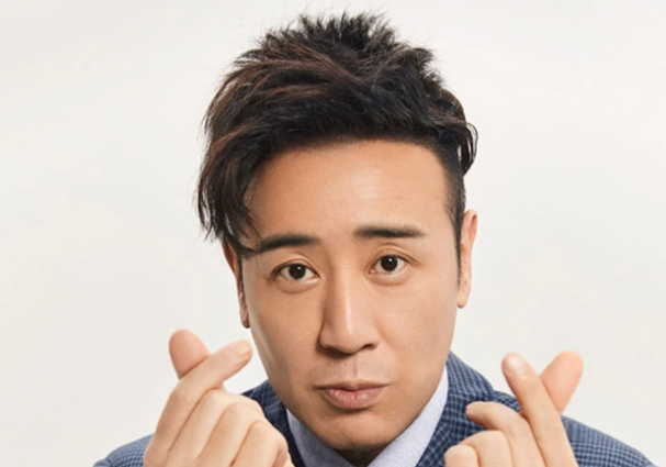 再也藏不住了，于和伟隐藏20年的老婆曝光，她到底是谁？