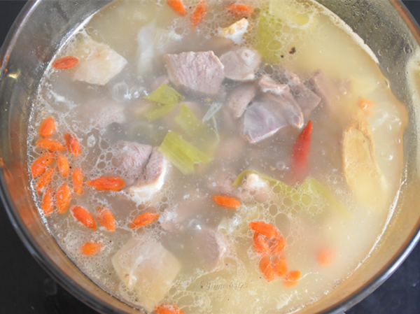 羊肉火锅的做法及配料