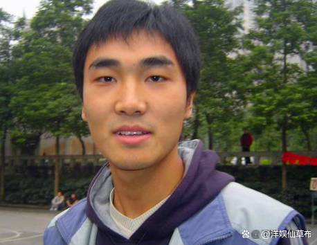 孙俪资助向海清四年，写长文骂她给钱少，当年的