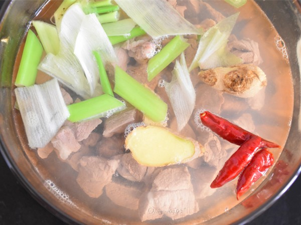 羊肉火锅的做法及配料