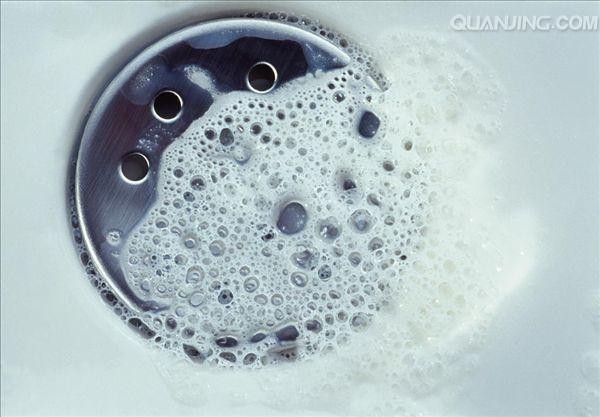 冬天窗户上总有水，怎么办