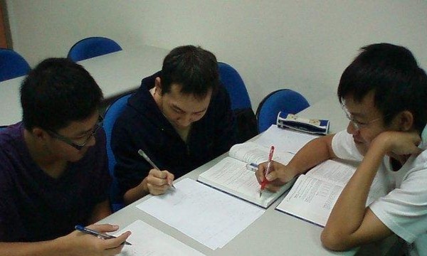 谁知道学而思网校初中数学哪个老师讲的好？