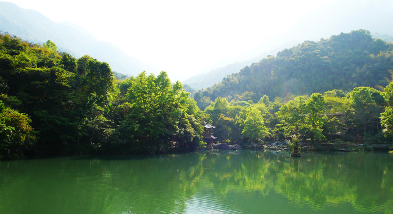 广东附近有什么旅游景点啊？