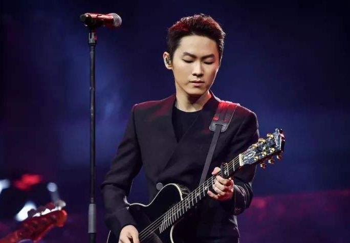 中国好声音2020年冠军单依纯！九季总冠军大PK谁是最大赢家？