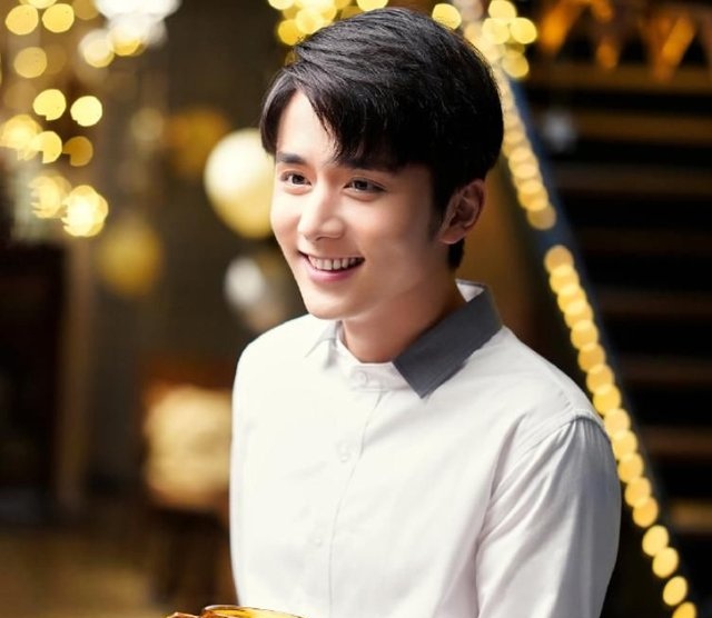 张新成在《变成你的那一天》演“女生”，你觉得他演的怎么样？