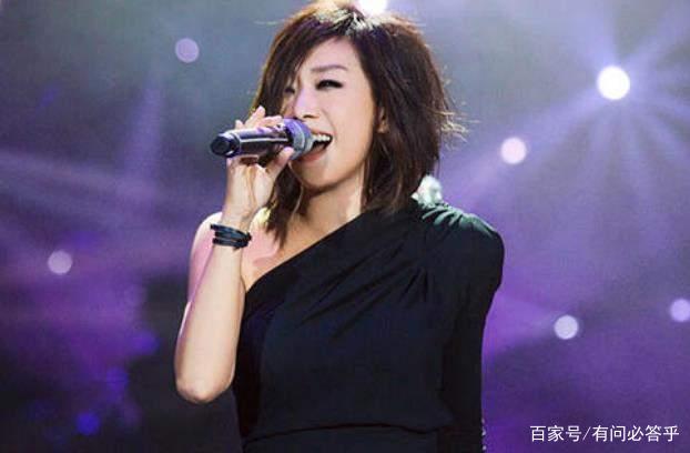 62岁李宗盛3婚妻子现身，新妻比他还小27岁，他们现状如何？