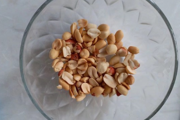 水蜡烛根的食用水蜡烛根怎么食用